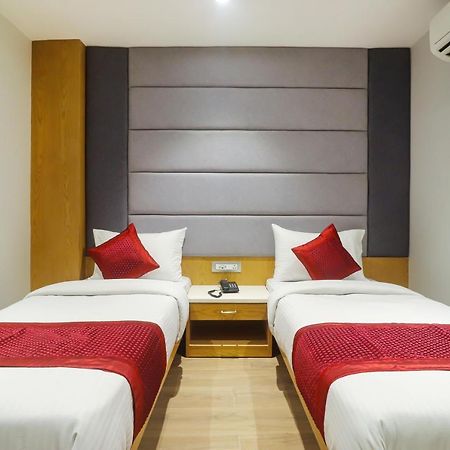 Hotel Bricks, Karol Bagh, New Delhi Εξωτερικό φωτογραφία
