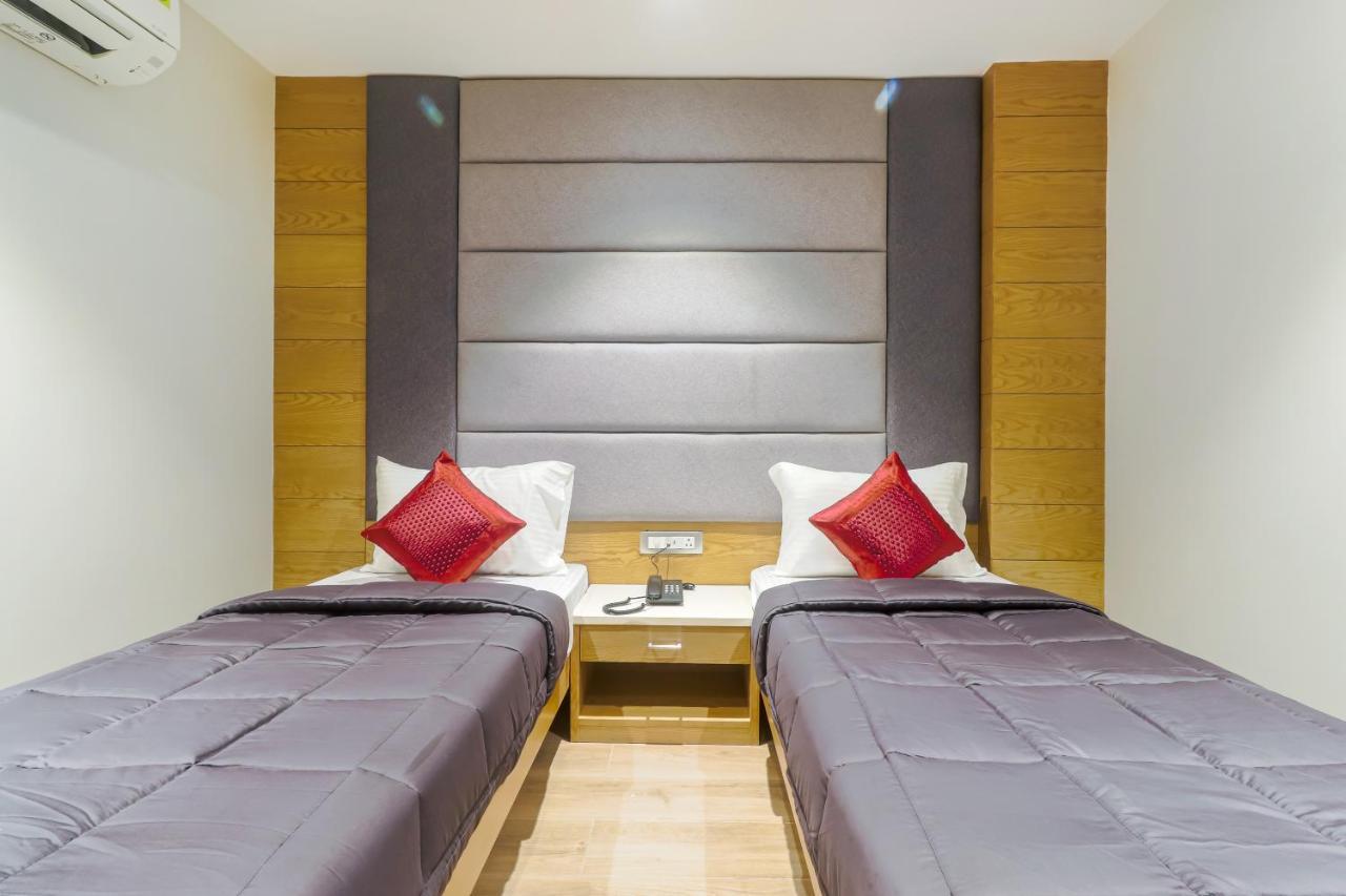 Hotel Bricks, Karol Bagh, New Delhi Εξωτερικό φωτογραφία