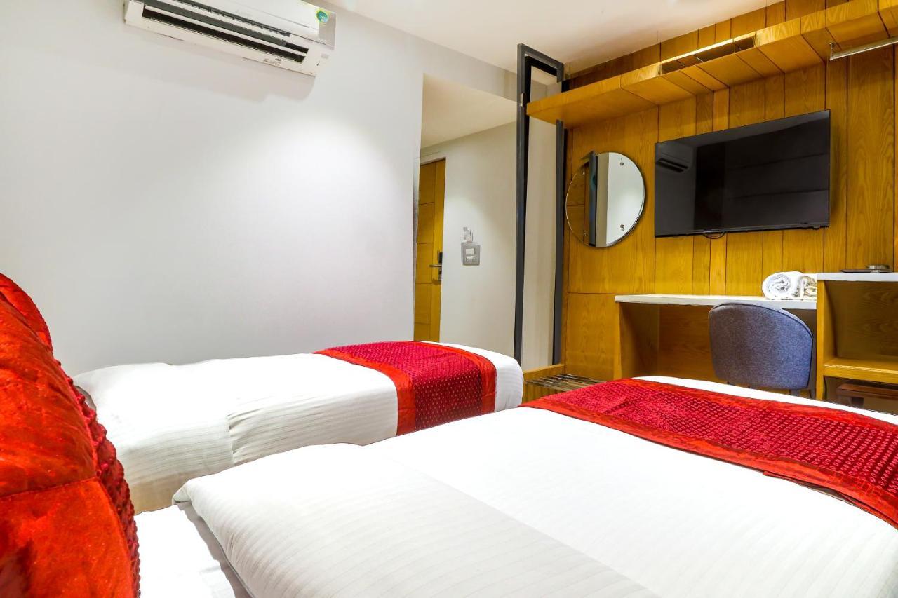 Hotel Bricks, Karol Bagh, New Delhi Εξωτερικό φωτογραφία