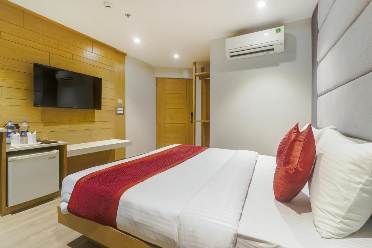 Hotel Bricks, Karol Bagh, New Delhi Εξωτερικό φωτογραφία