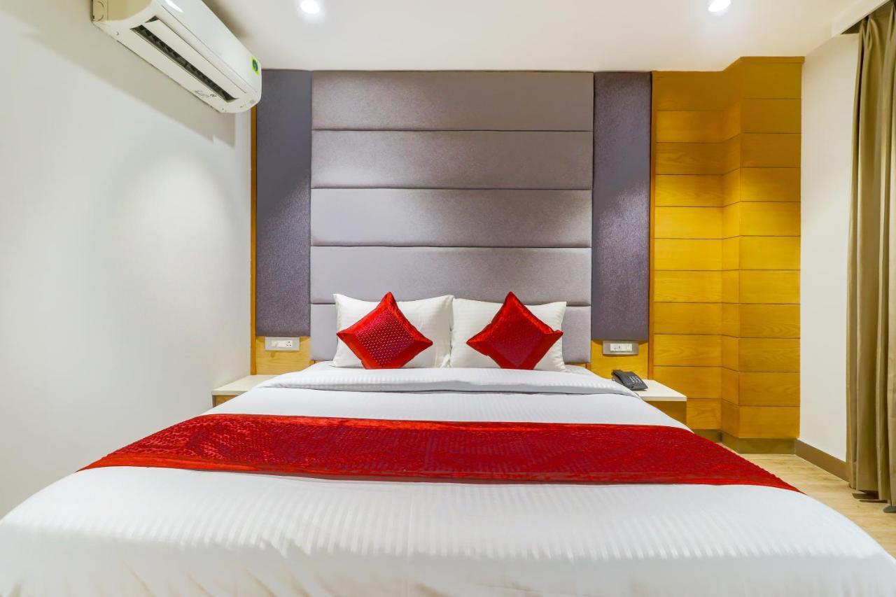 Hotel Bricks, Karol Bagh, New Delhi Εξωτερικό φωτογραφία