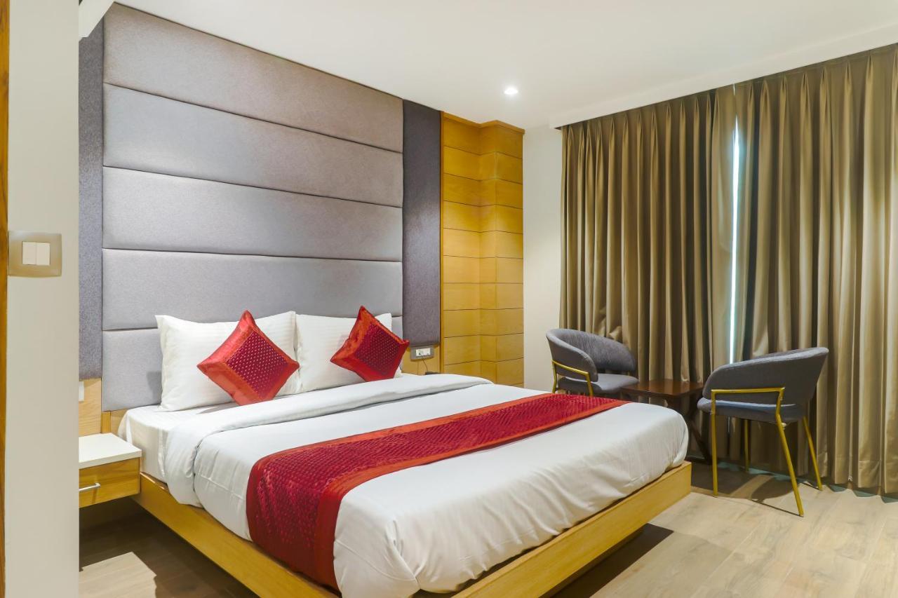 Hotel Bricks, Karol Bagh, New Delhi Εξωτερικό φωτογραφία