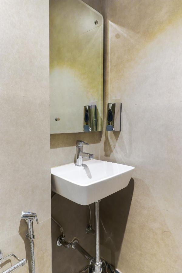 Hotel Bricks, Karol Bagh, New Delhi Εξωτερικό φωτογραφία