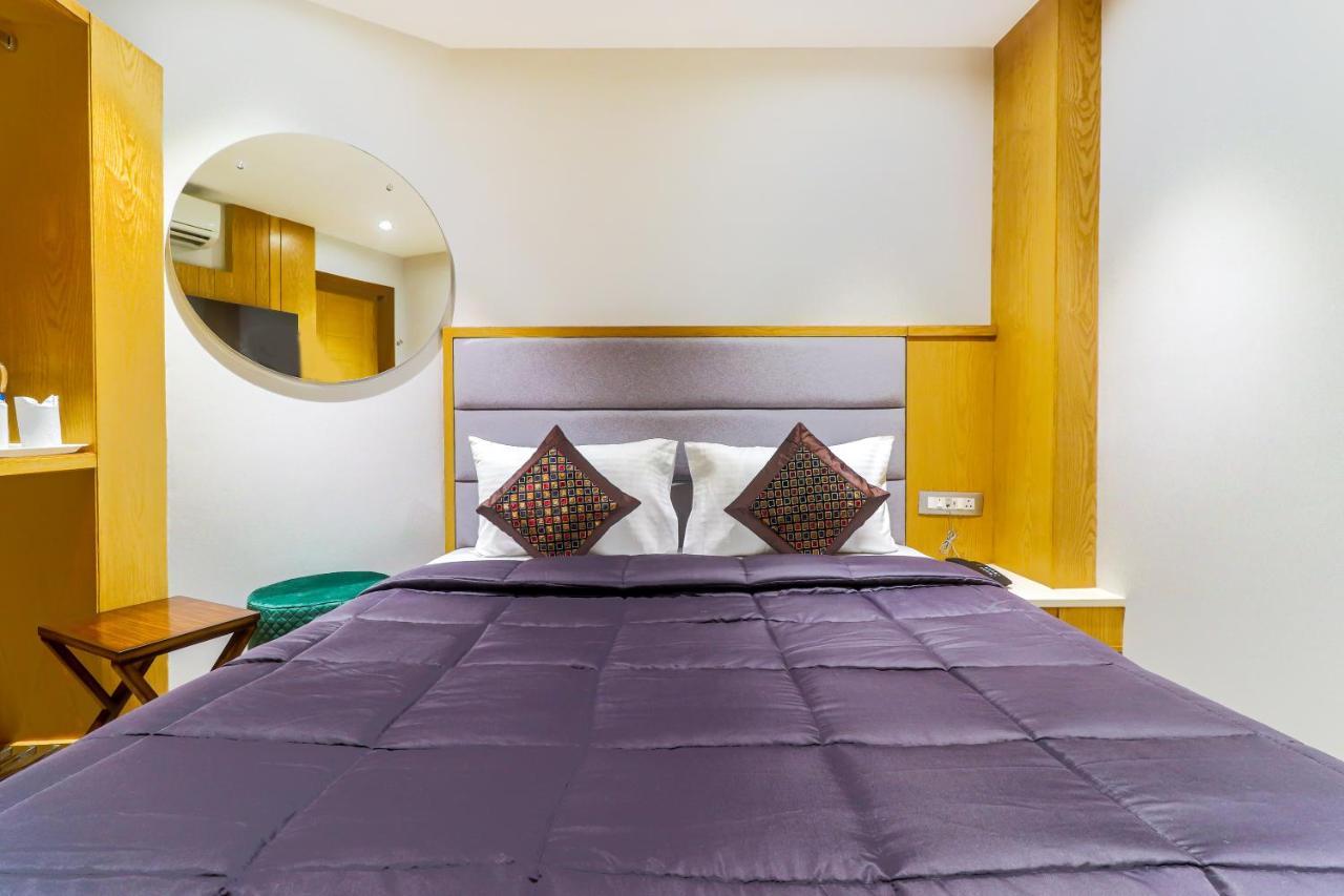 Hotel Bricks, Karol Bagh, New Delhi Εξωτερικό φωτογραφία