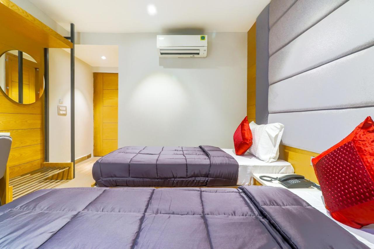 Hotel Bricks, Karol Bagh, New Delhi Εξωτερικό φωτογραφία
